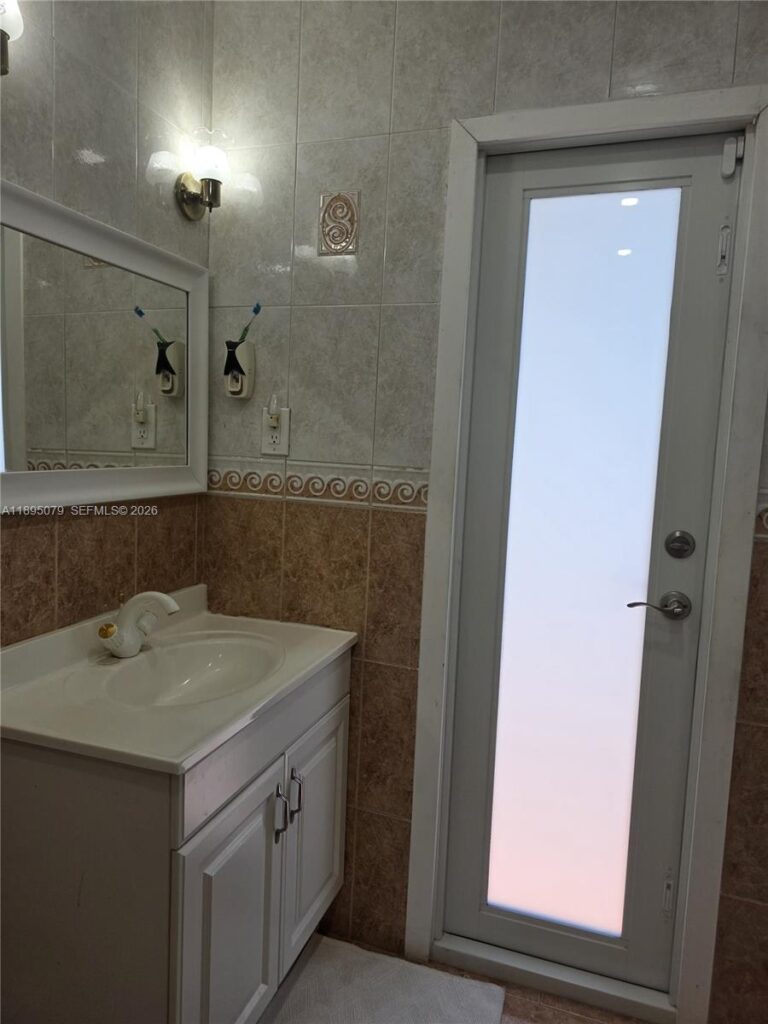 12941 Auralia Rd, North Miami FL 33181