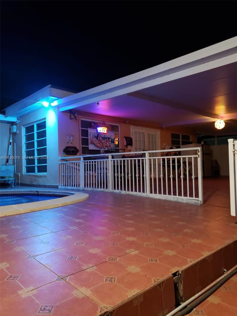 12941 Auralia Rd, North Miami FL 33181
