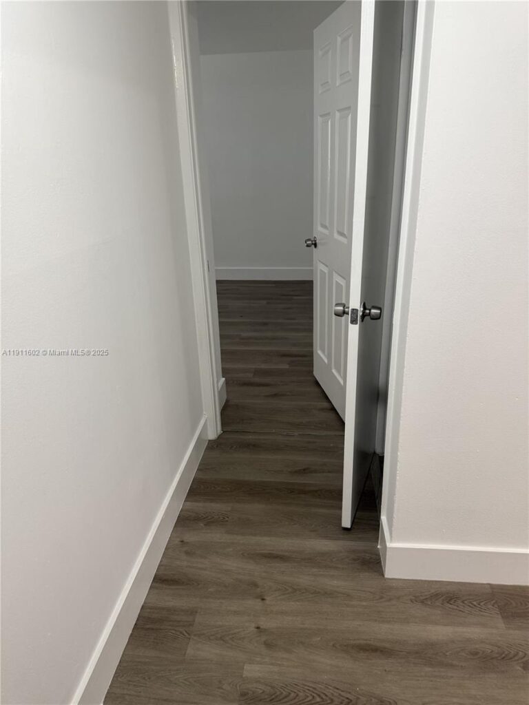 1200 SW 50th Ave # 3, North Lauderdale FL 33068