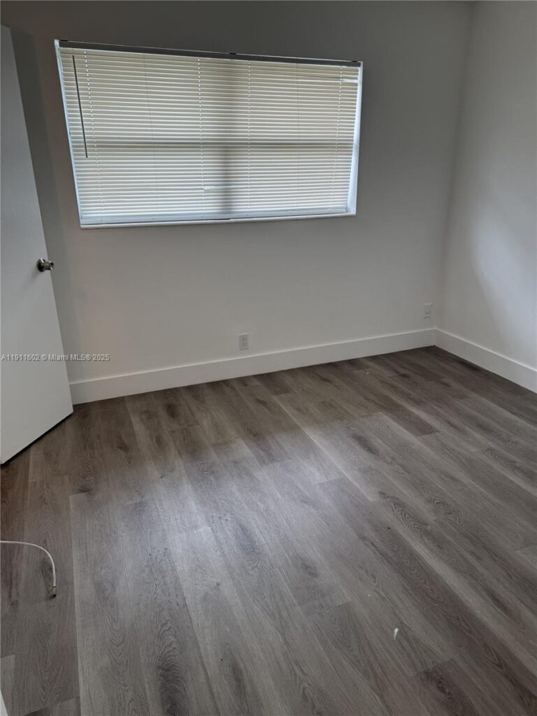 1200 SW 50th Ave # 3, North Lauderdale FL 33068