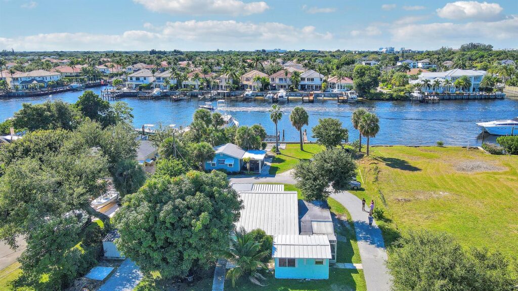 2031 Melody Lane, Palm Beach Gardens FL 33410
