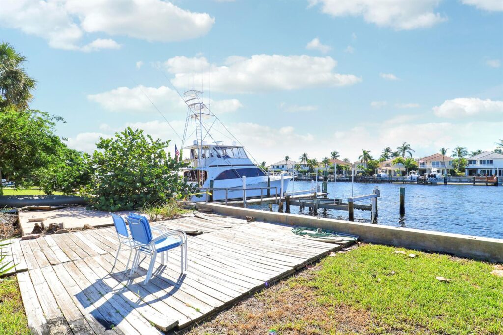 2031 Melody Lane, Palm Beach Gardens FL 33410