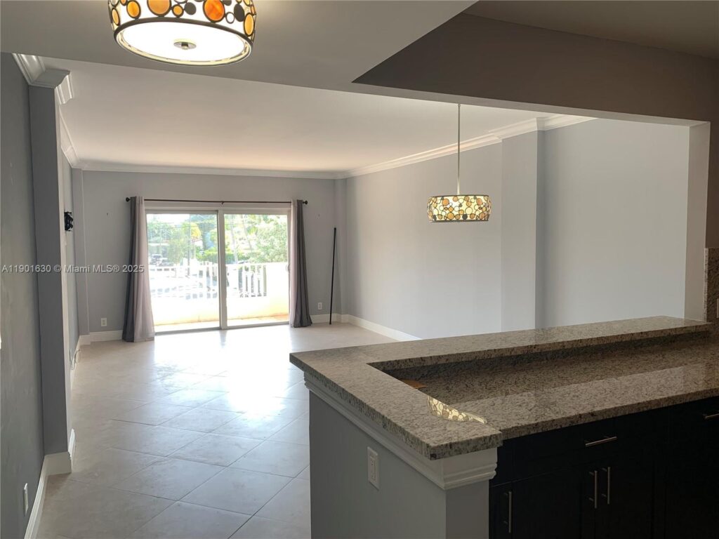 1455 N Treasure Dr # 2M, North Bay Village FL 33141