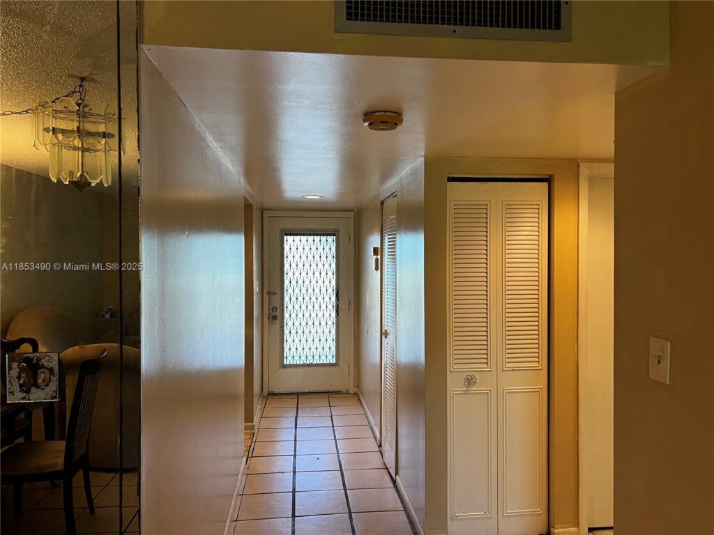 3141 nw 47th ter # 322, Lauderdale Lakes FL 33319