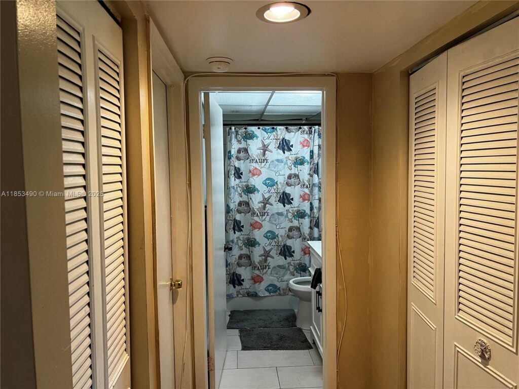 3141 nw 47th ter # 322, Lauderdale Lakes FL 33319