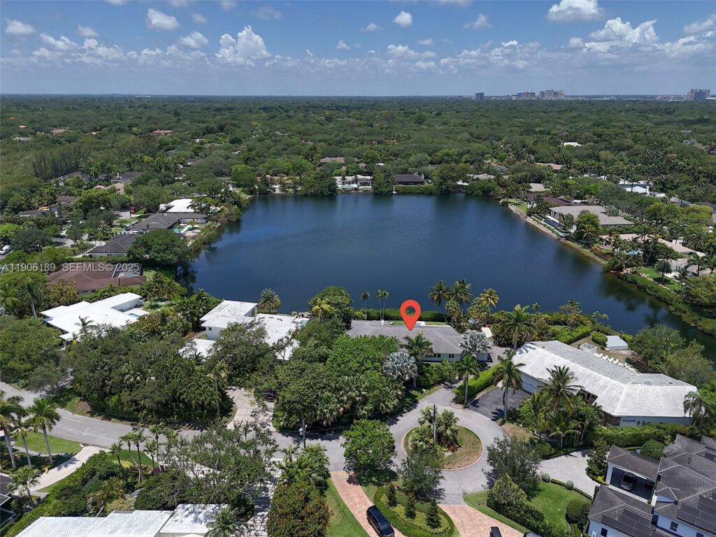 415 Rovino Ave, Coral Gables FL 33156
