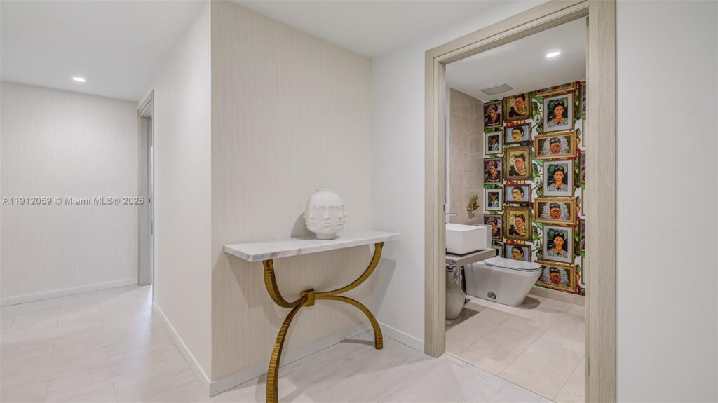 1000 Brickell Plz # 3002, Miami FL 33131