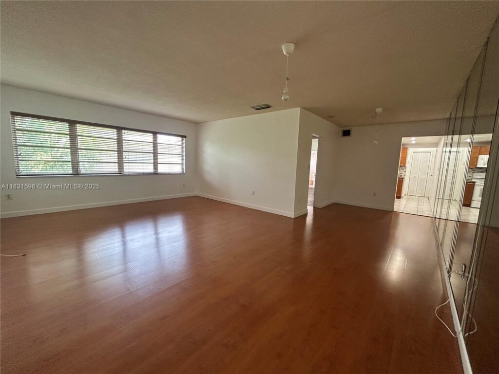 1020 94th St # 202, Bay Harbor Islands FL 33154