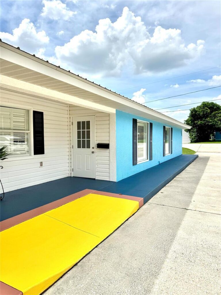 900 Hillcrest Avenue # A, Lake Placid FL 33852