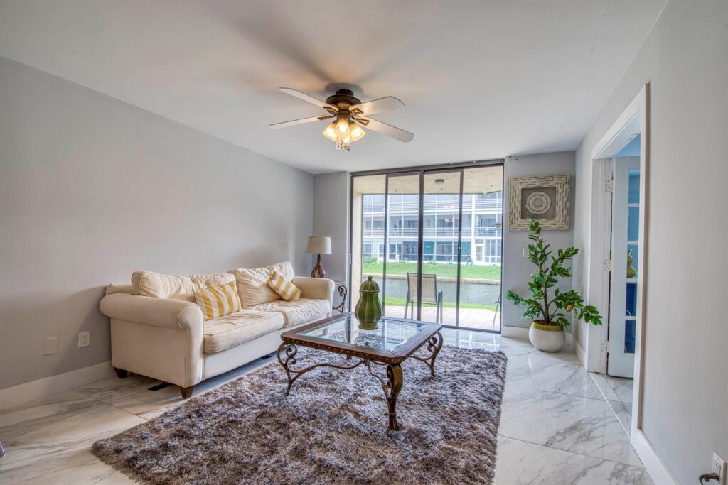 896 N Federal Highway # 128, Lantana FL 33462