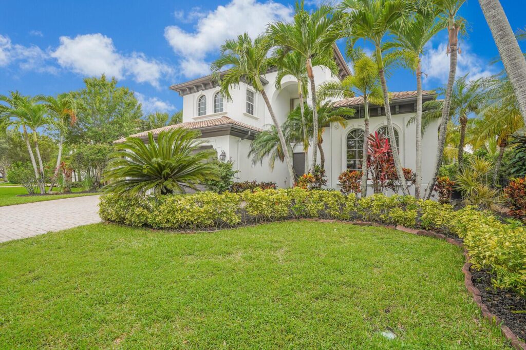 775 Montclaire Court, Royal Palm Beach FL 33411