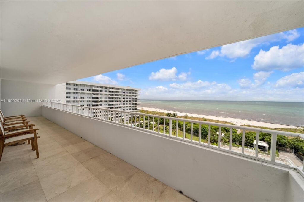 199 Ocean Lane Dr # 901, Key Biscayne FL 33149