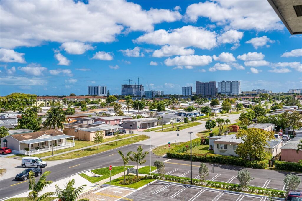 400 NW 112th Ave # 818, Sweetwater FL 33172