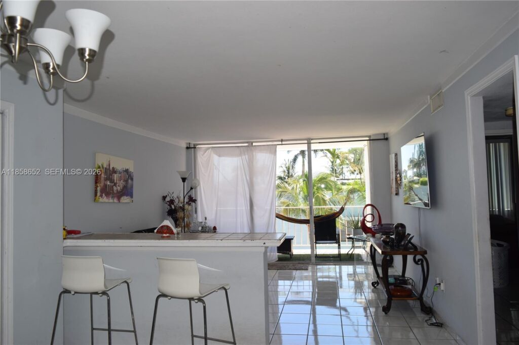 1865 79th St Cswy # 4C, North Bay Village FL 33141