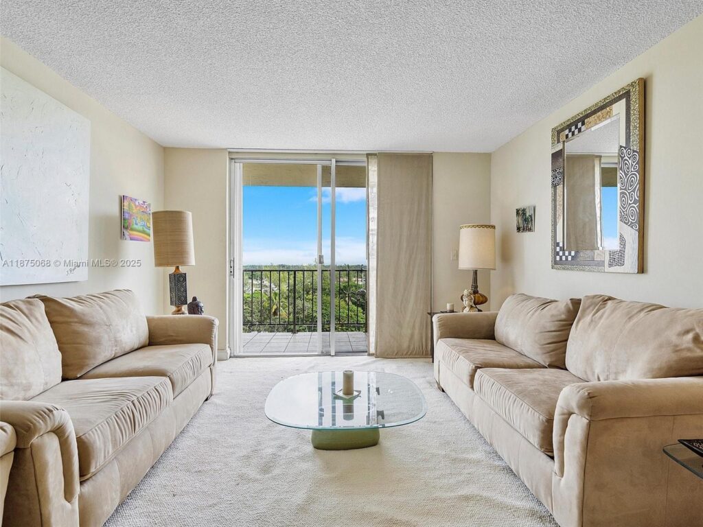 1470 NE 125th Ter, North Miami FL 33161