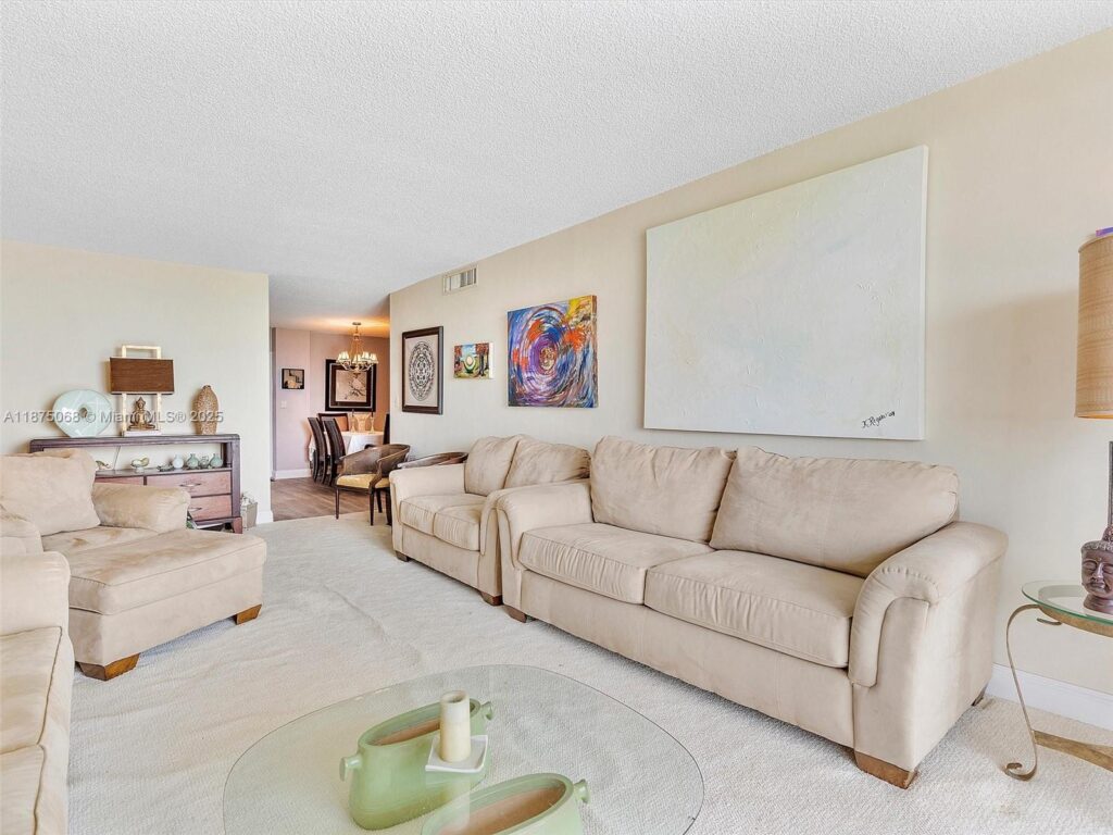 1470 NE 125th Ter, North Miami FL 33161