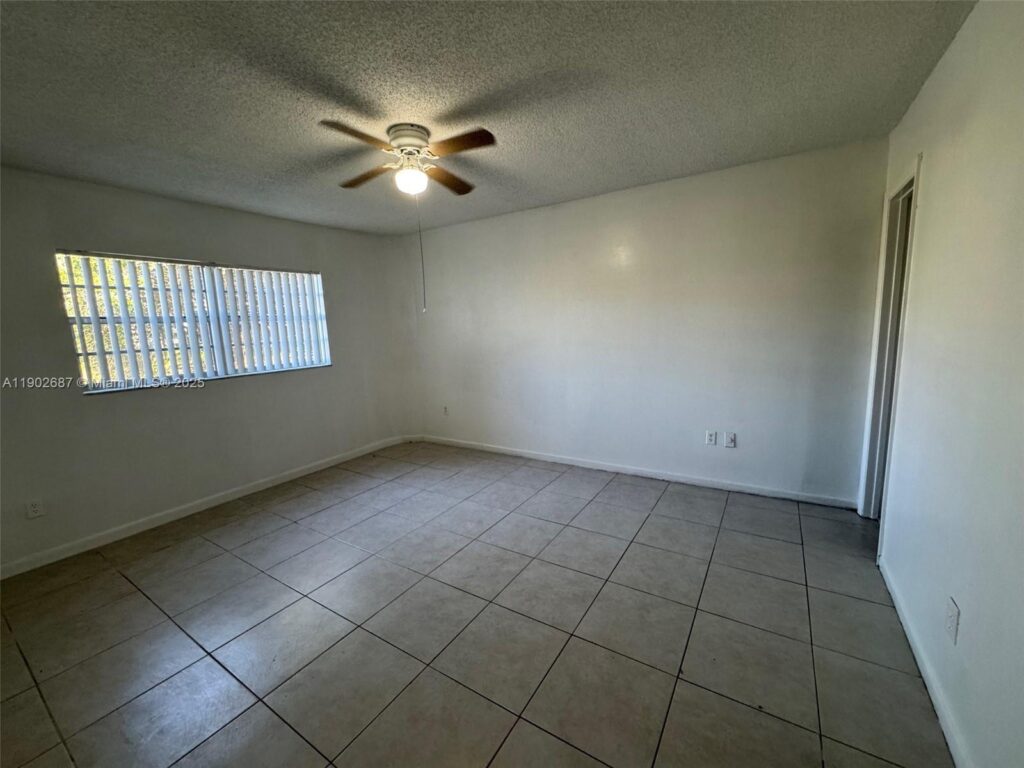 1503 NW 207th St # 141, Miami Gardens FL 33169
