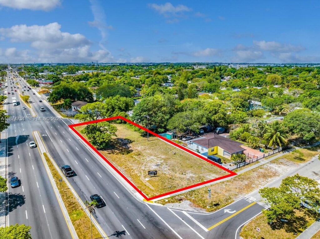 NW 27th, Opa-Locka FL 33054
