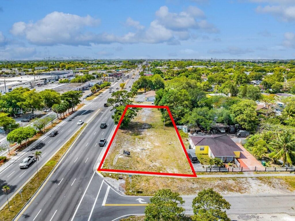 NW 27th, Opa-Locka FL 33054