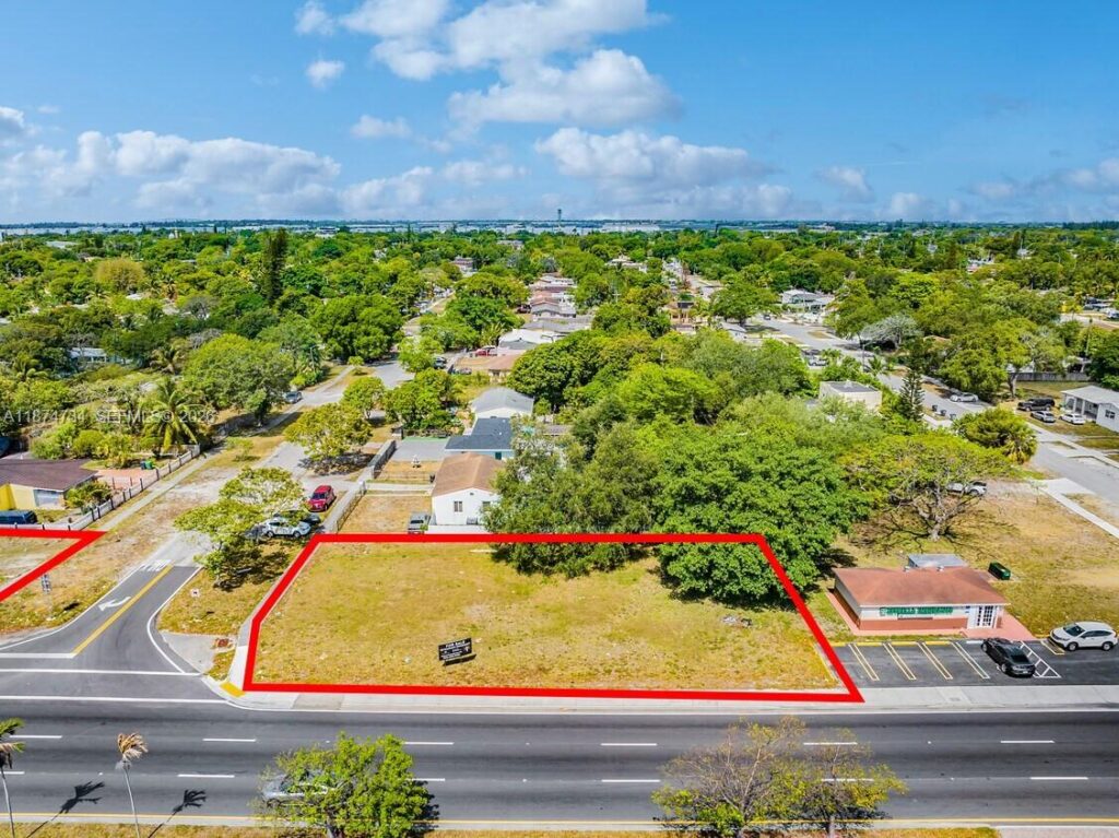 NW 27th, Opa-Locka FL 33054