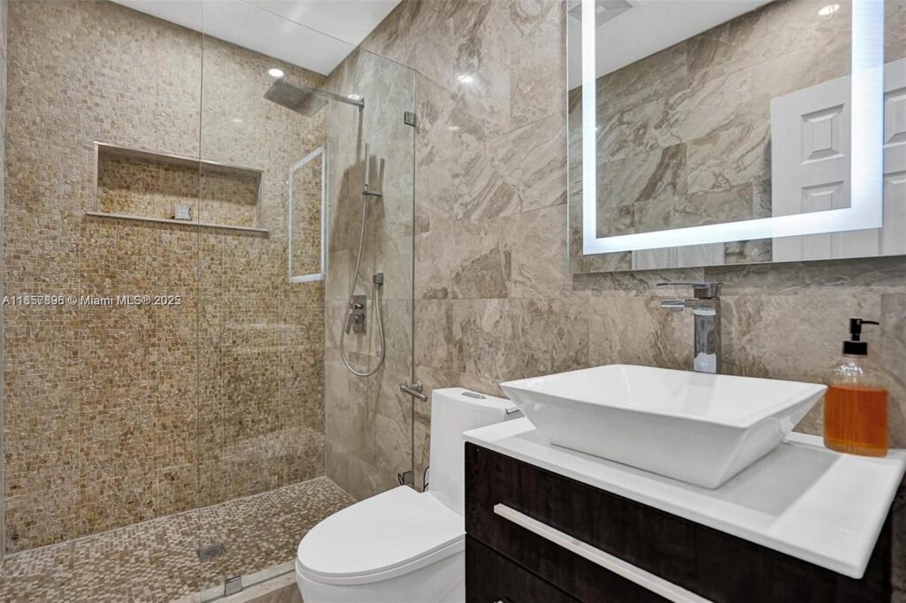 8950 SW 197th St, Cutler Bay FL 33157