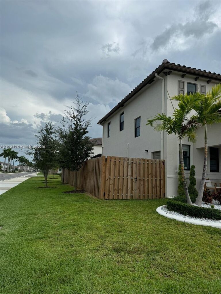 11910 SW 243rd St, Homestead FL 33032