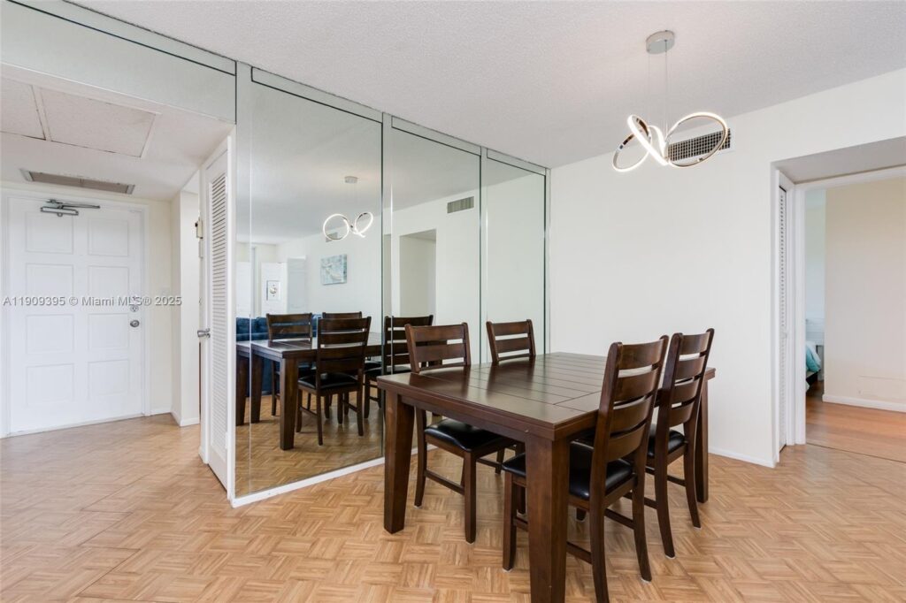 2671 S Course Dr # 506, Pompano Beach FL 33069