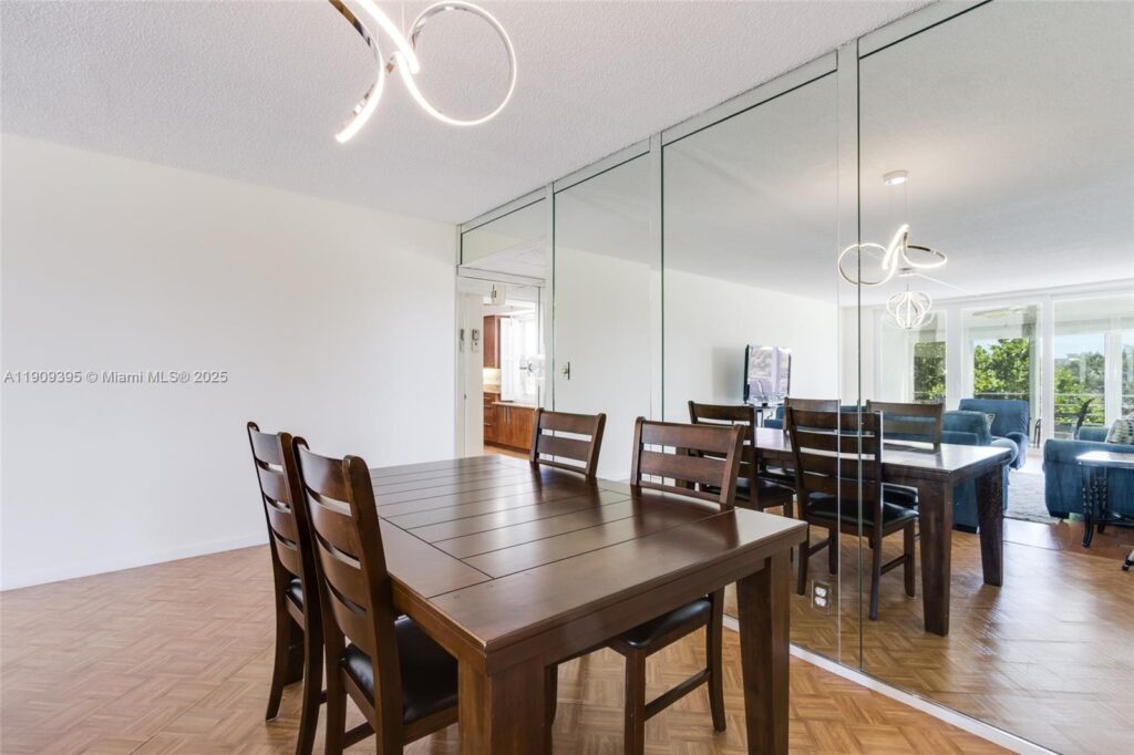 2671 S Course Dr # 506, Pompano Beach FL 33069