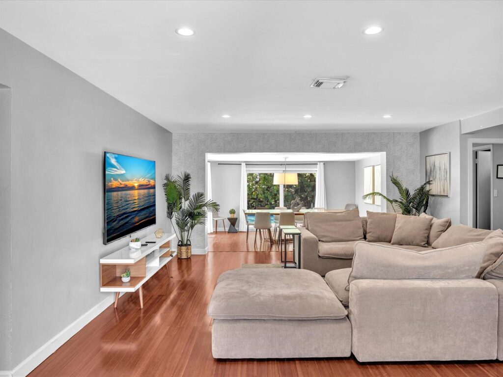 1786 NE 21st Street, Fort Lauderdale FL 33305