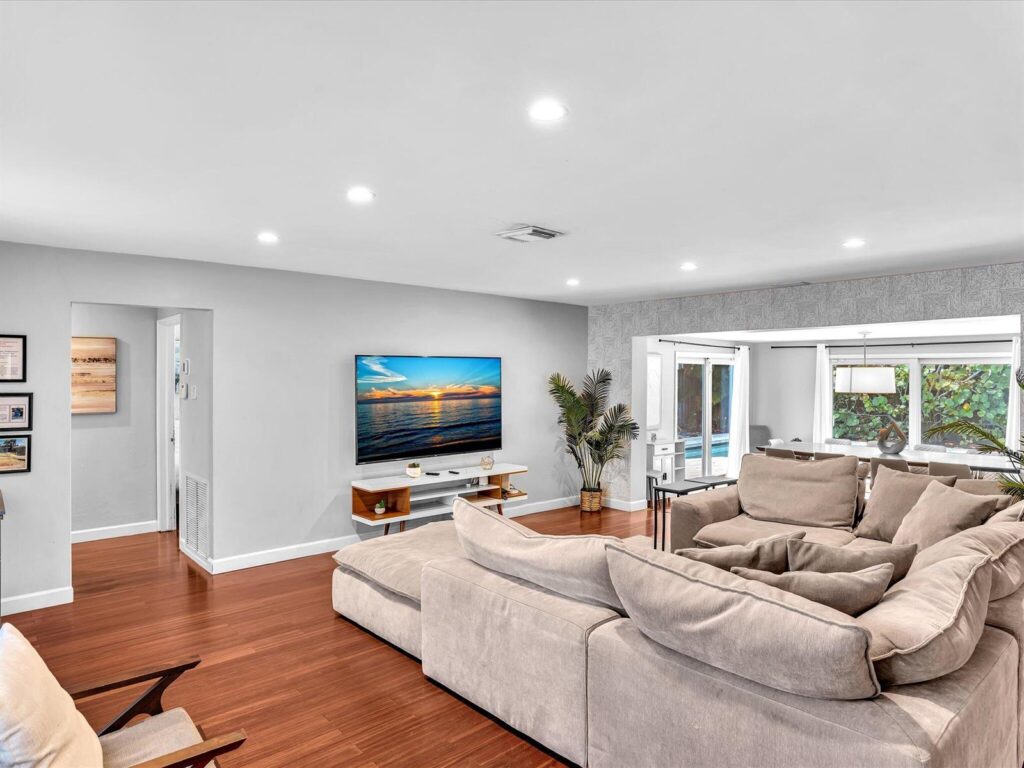 1786 NE 21st Street, Fort Lauderdale FL 33305