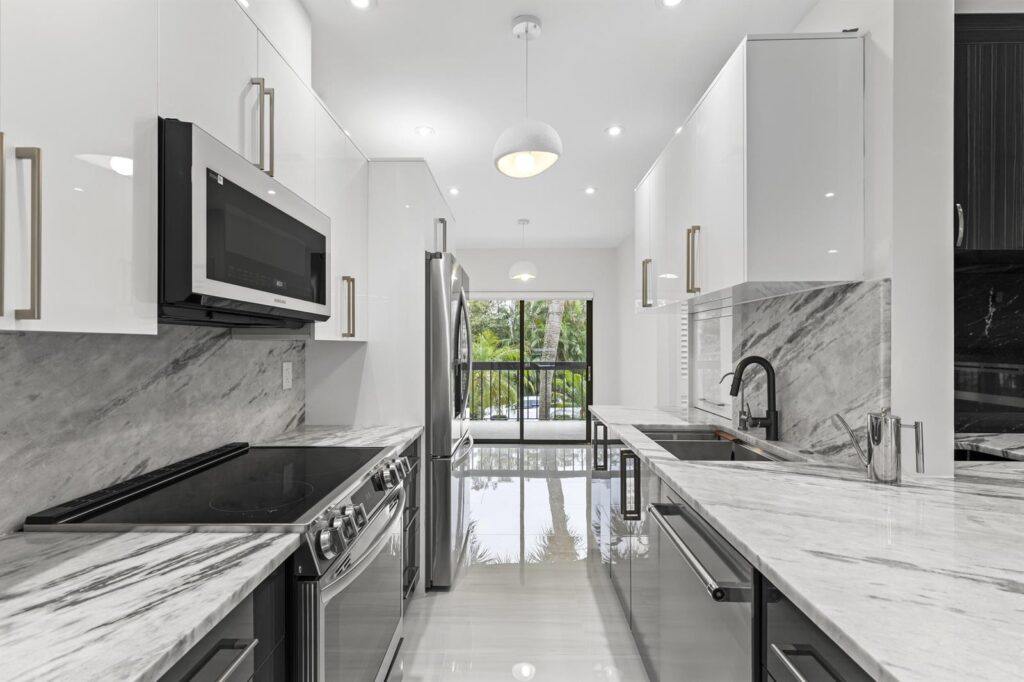 11311 Pond View C203 Drive # C203, Wellington FL 33414