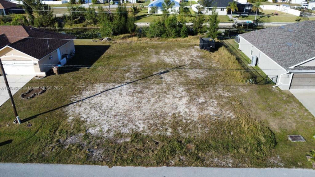 603 SW 26th Terrace, Cape Coral FL 33914