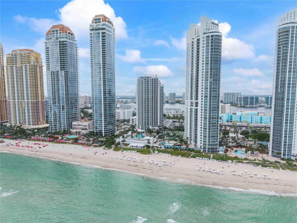 18001 Collins Avenue # 2806, North Miami Beach FL 33160