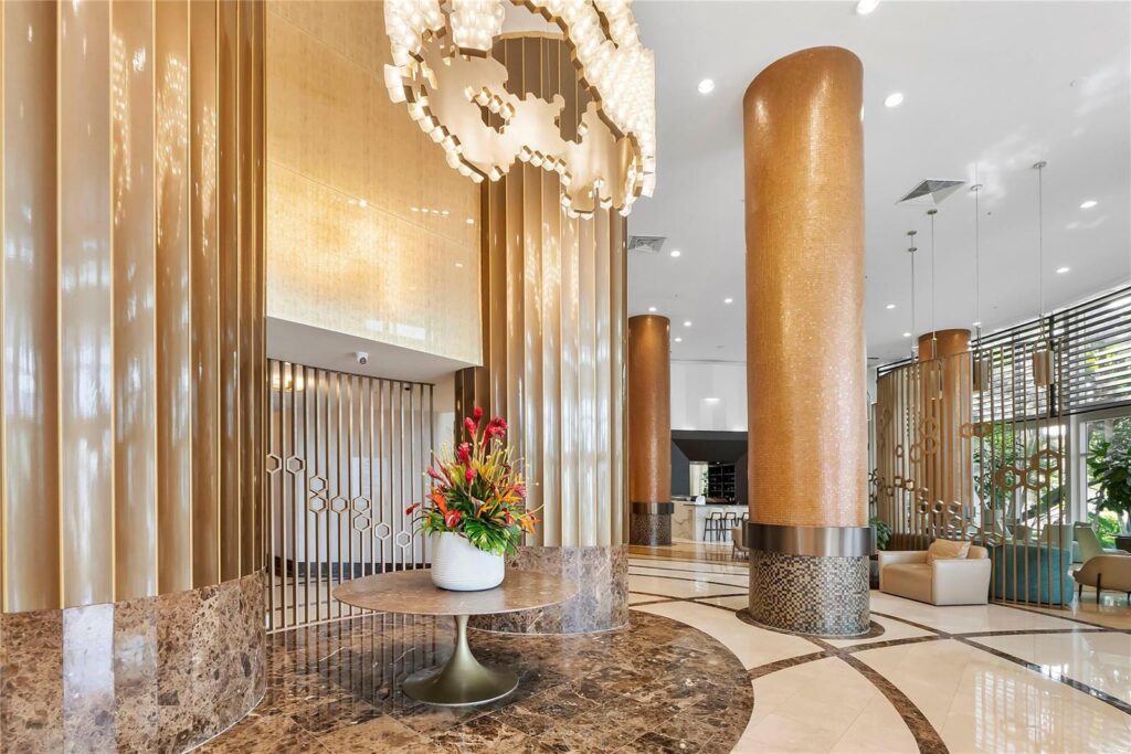 18001 Collins Avenue # 2806, North Miami Beach FL 33160
