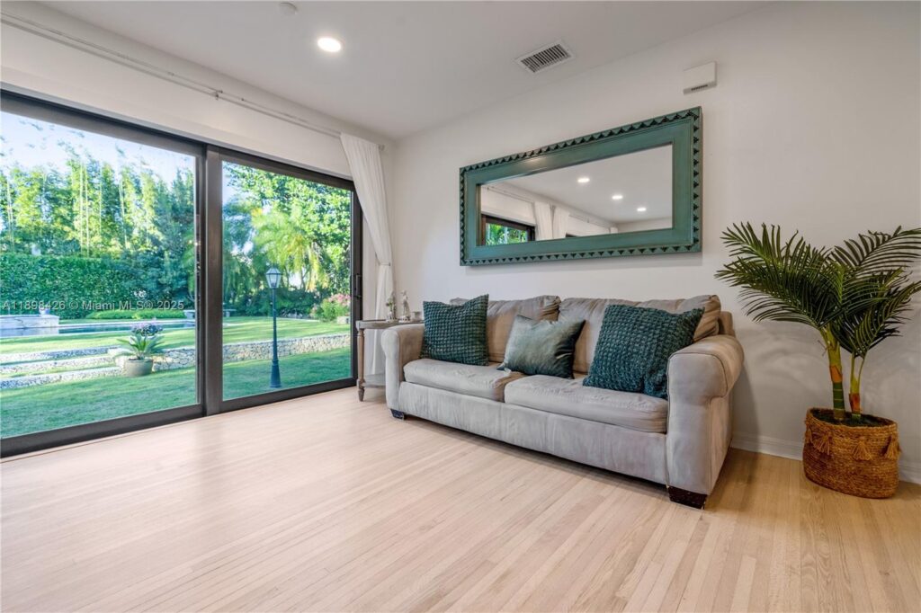 29880 SW 183rd Ct, Homestead FL 33030