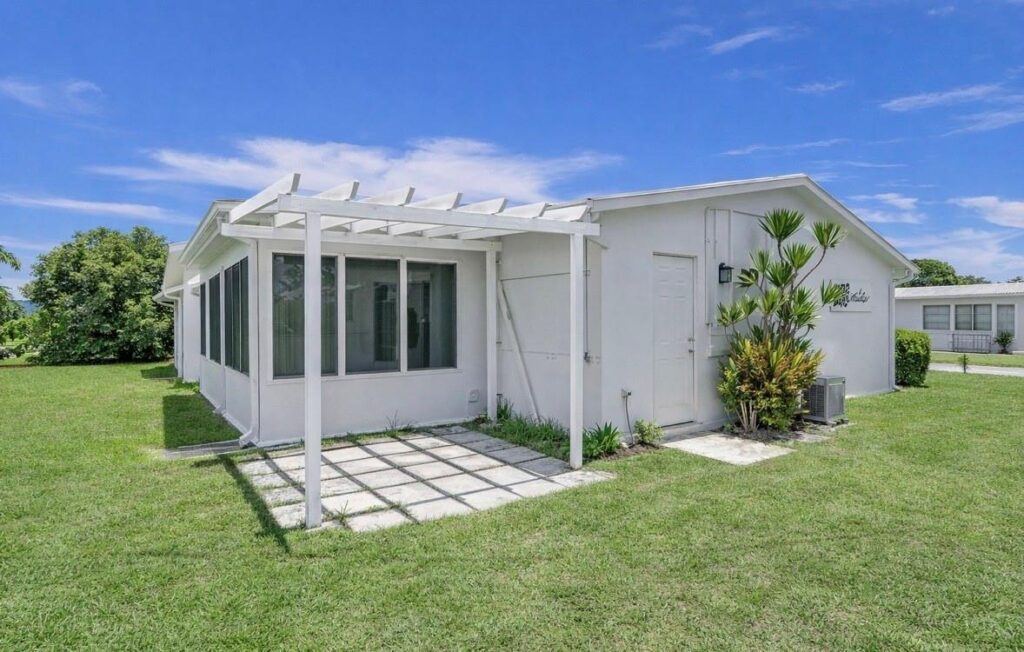 6755 NW 15th Street, Margate FL 33063