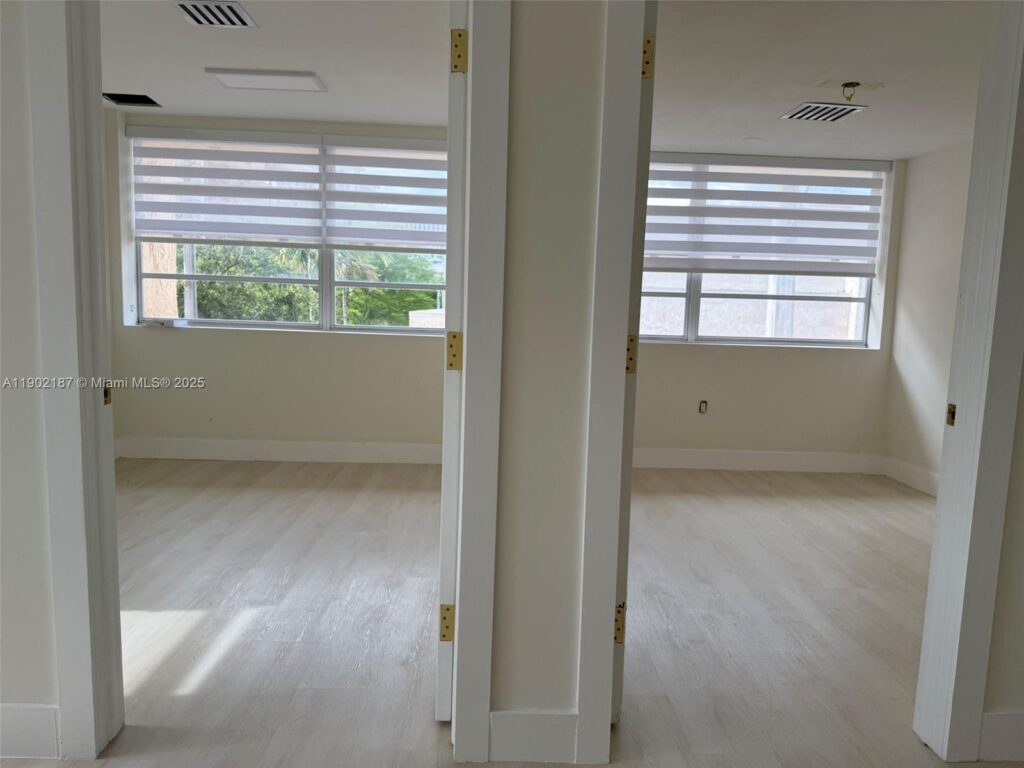 220 Miracle Mile # B221, Coral Gables FL 33134