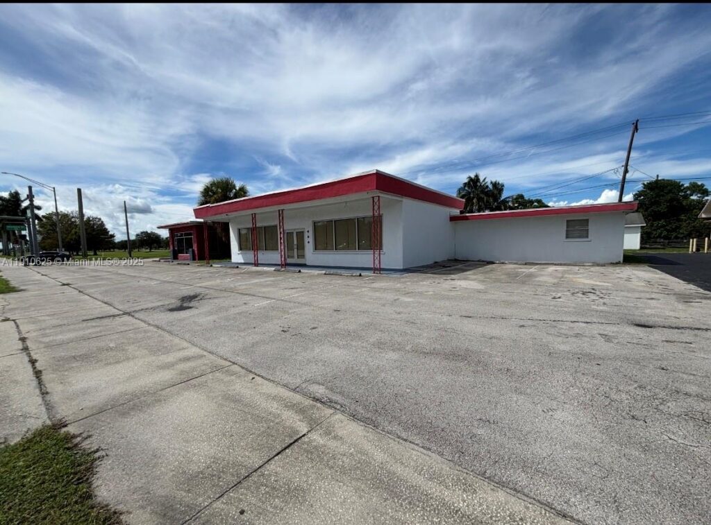 441 W Sugarland Hwy, Clewiston FL 33440