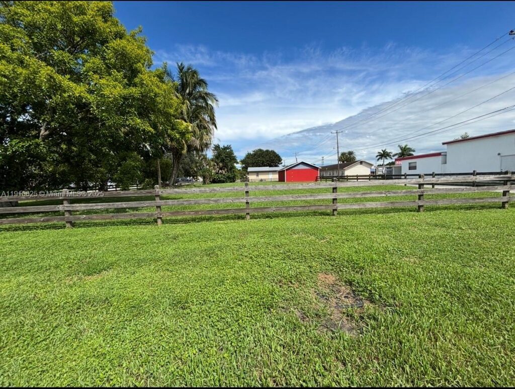 441 W Sugarland Hwy, Clewiston FL 33440