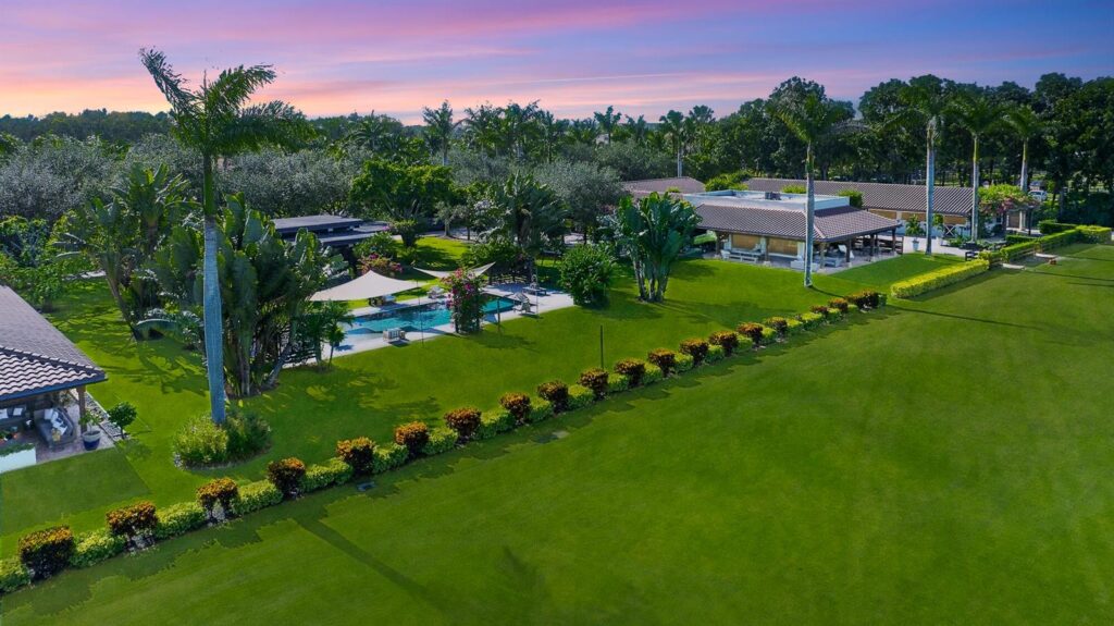 5420 Las Palmas Avenue, Wellington FL 33449