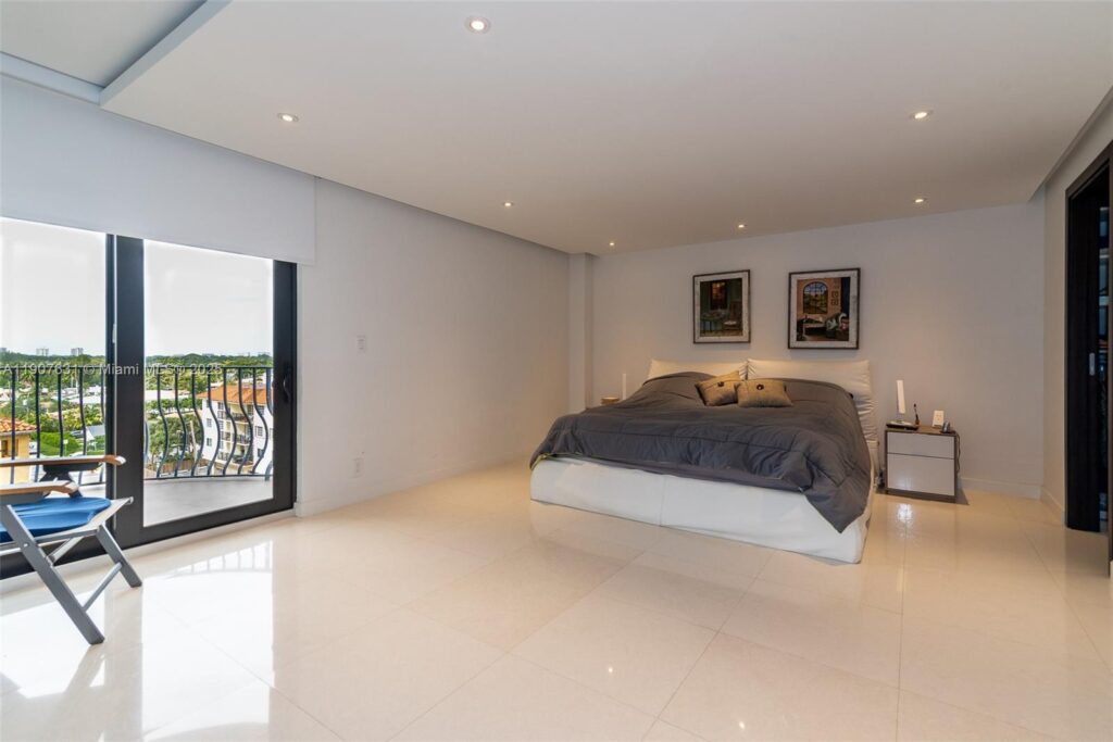 8877 Collins Ave # 604, Surfside FL 33154