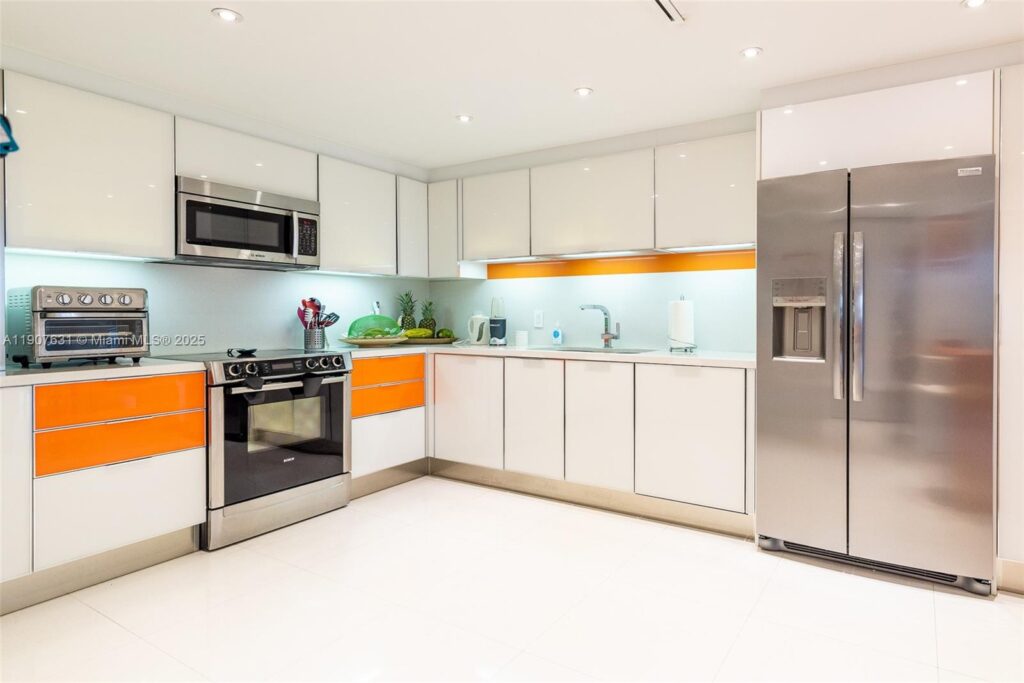 8877 Collins Ave # 604, Surfside FL 33154