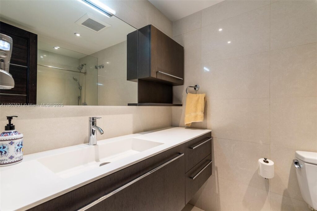8877 Collins Ave # 604, Surfside FL 33154