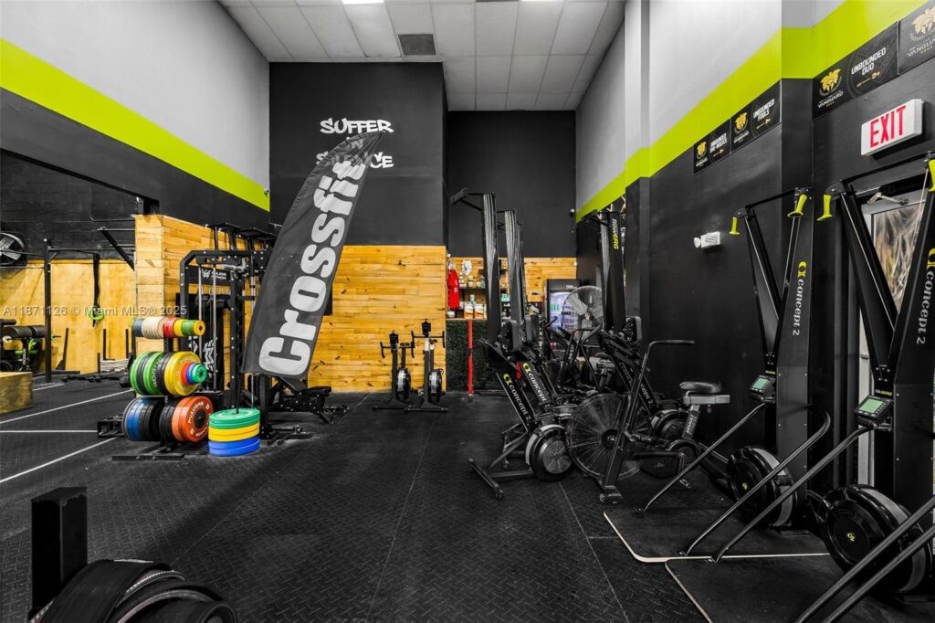 2451 NW 109th Ave # 6, Sweetwater FL 33172