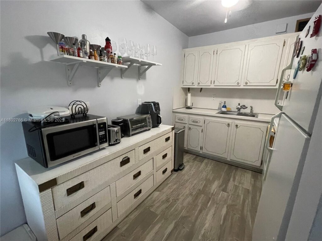 279 Markham M # M, Deerfield Beach FL 33442
