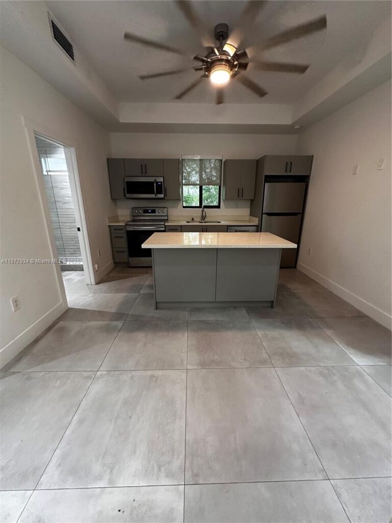 14 Coral Dr # 1, Key Largo FL 33037