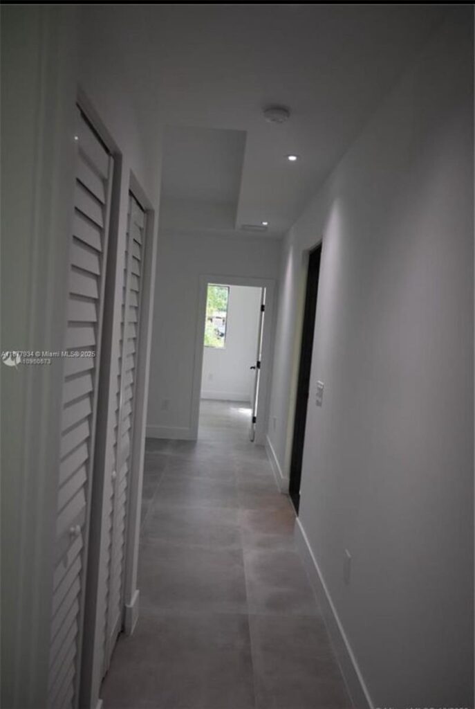 14 Coral Dr # 1, Key Largo FL 33037