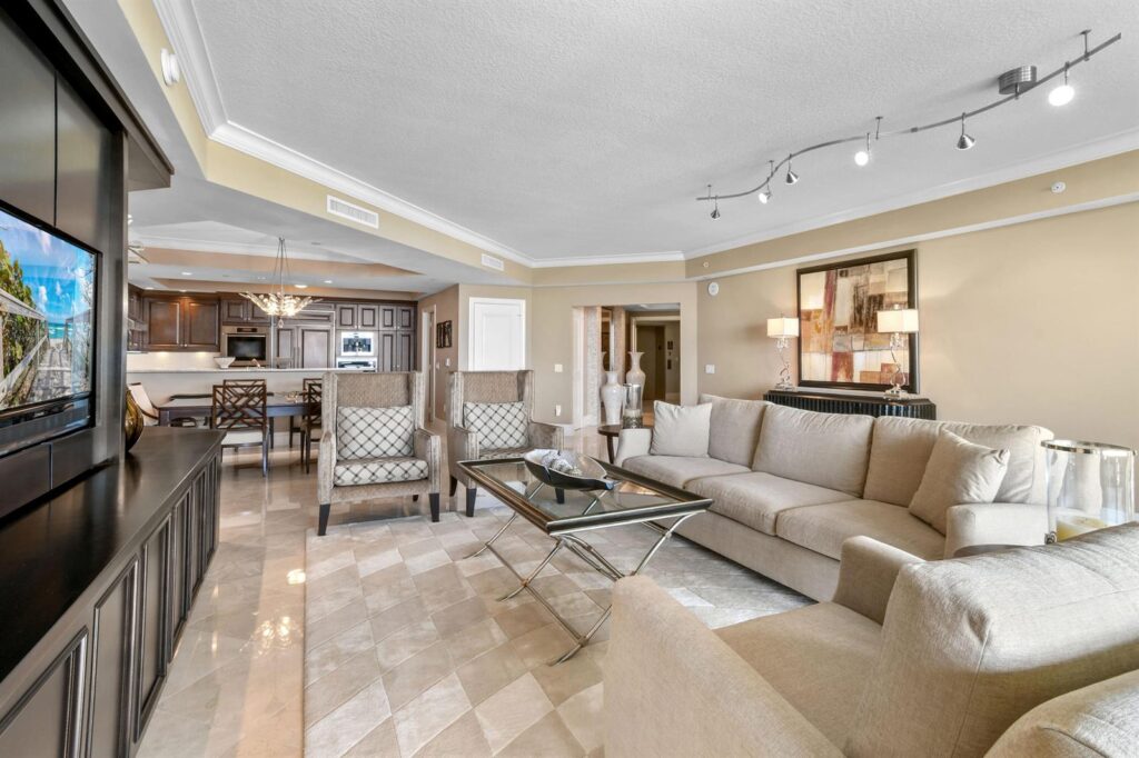 5050 N Ocean Drive # 703, Singer Island FL 33404
