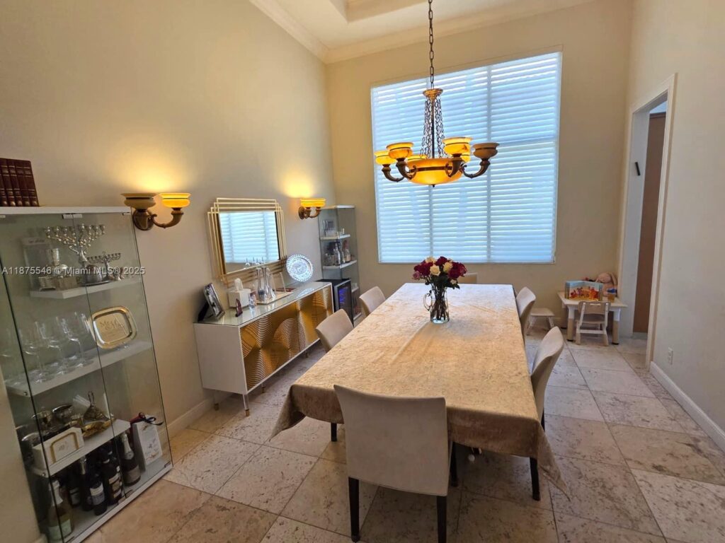 7030 Islegrove Pl, Boca Raton FL 33433
