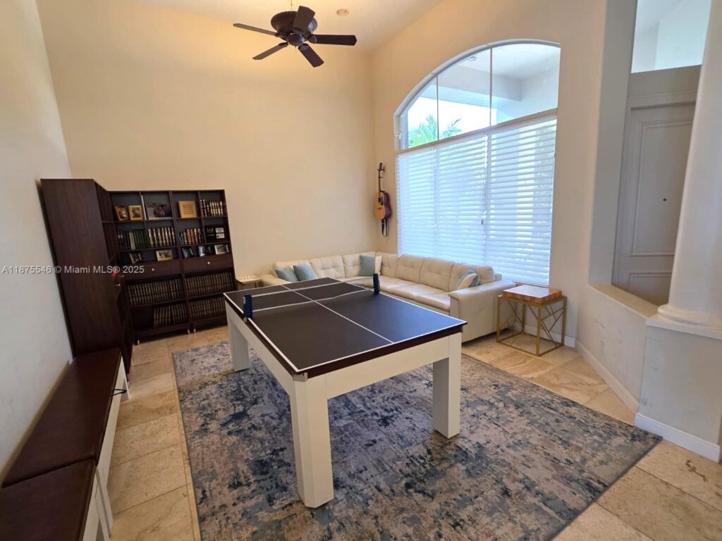 7030 Islegrove Pl, Boca Raton FL 33433